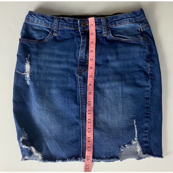 Wax Jean Los Angeles Destroyed Denim Skirt - Size Medium - Picture 7 of 7